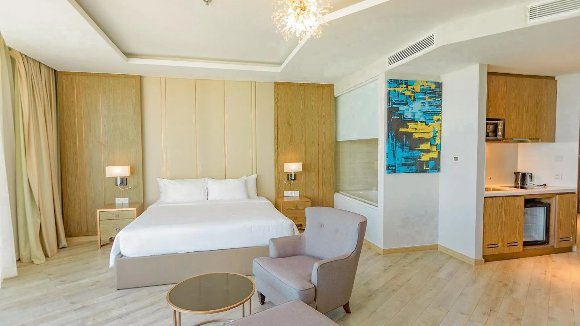 Panorama Beachfront Nha Trang Condotel Apartment